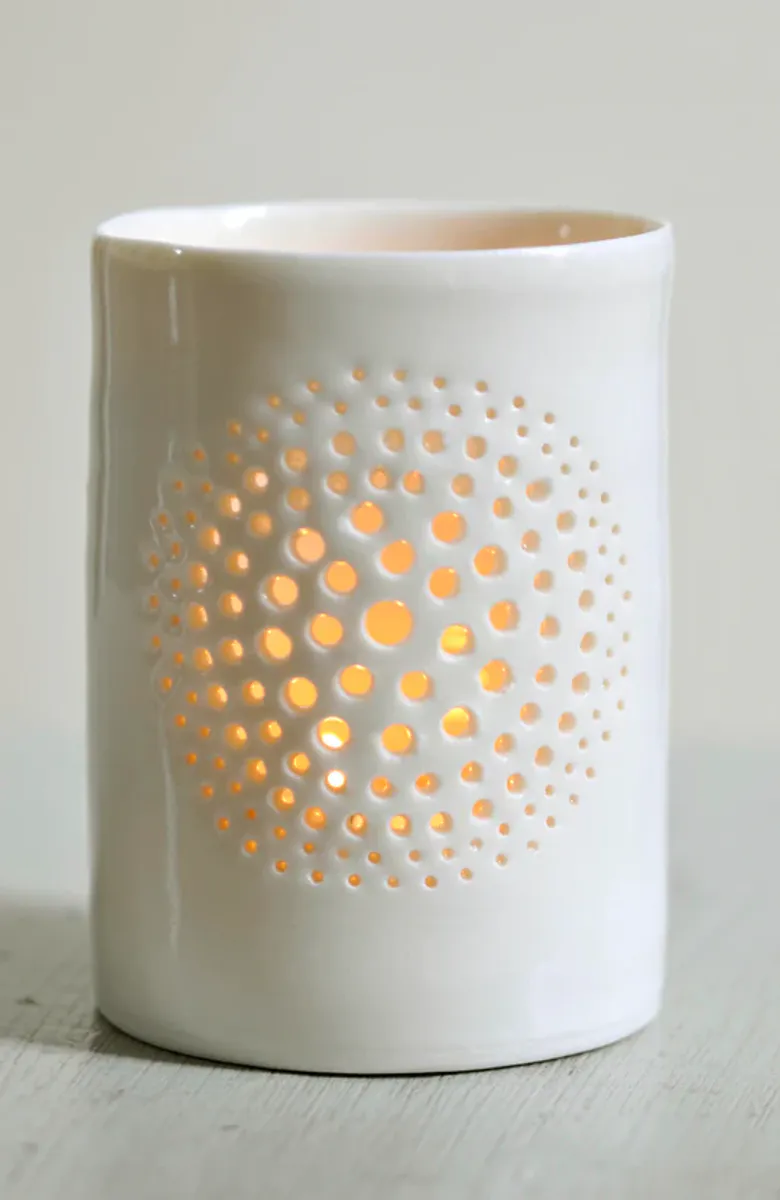 Dandelion maxi porcelain tealight holder - Luna Lightning