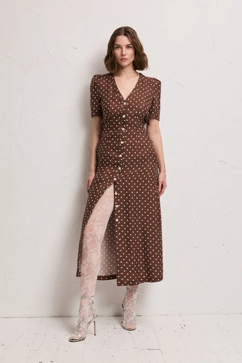 NIMA DOTS - BROWN POLKA DOTS - PIA TJELTA 