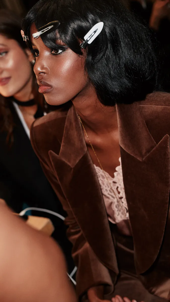 FRANCIS VELVET BROWN - PIA TJELTA 