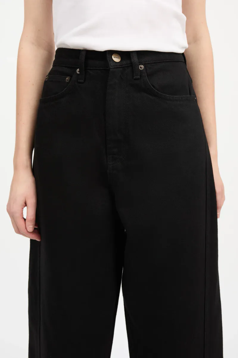 Bille barrel jeans - Black - Skall Studio